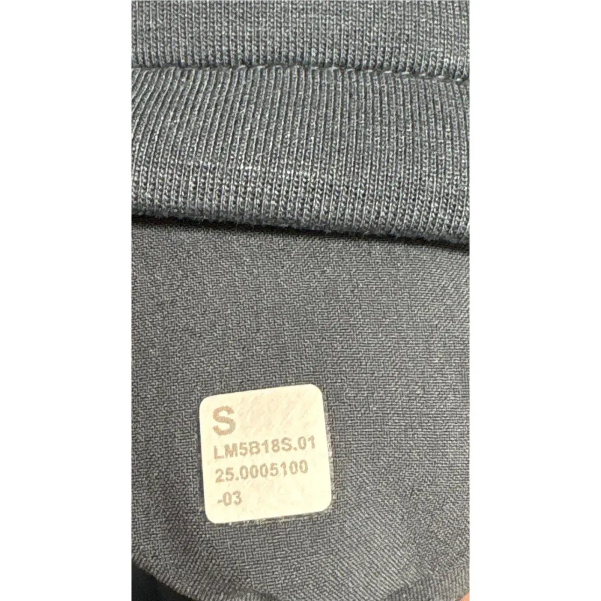Lululemon clothing - Gray 9