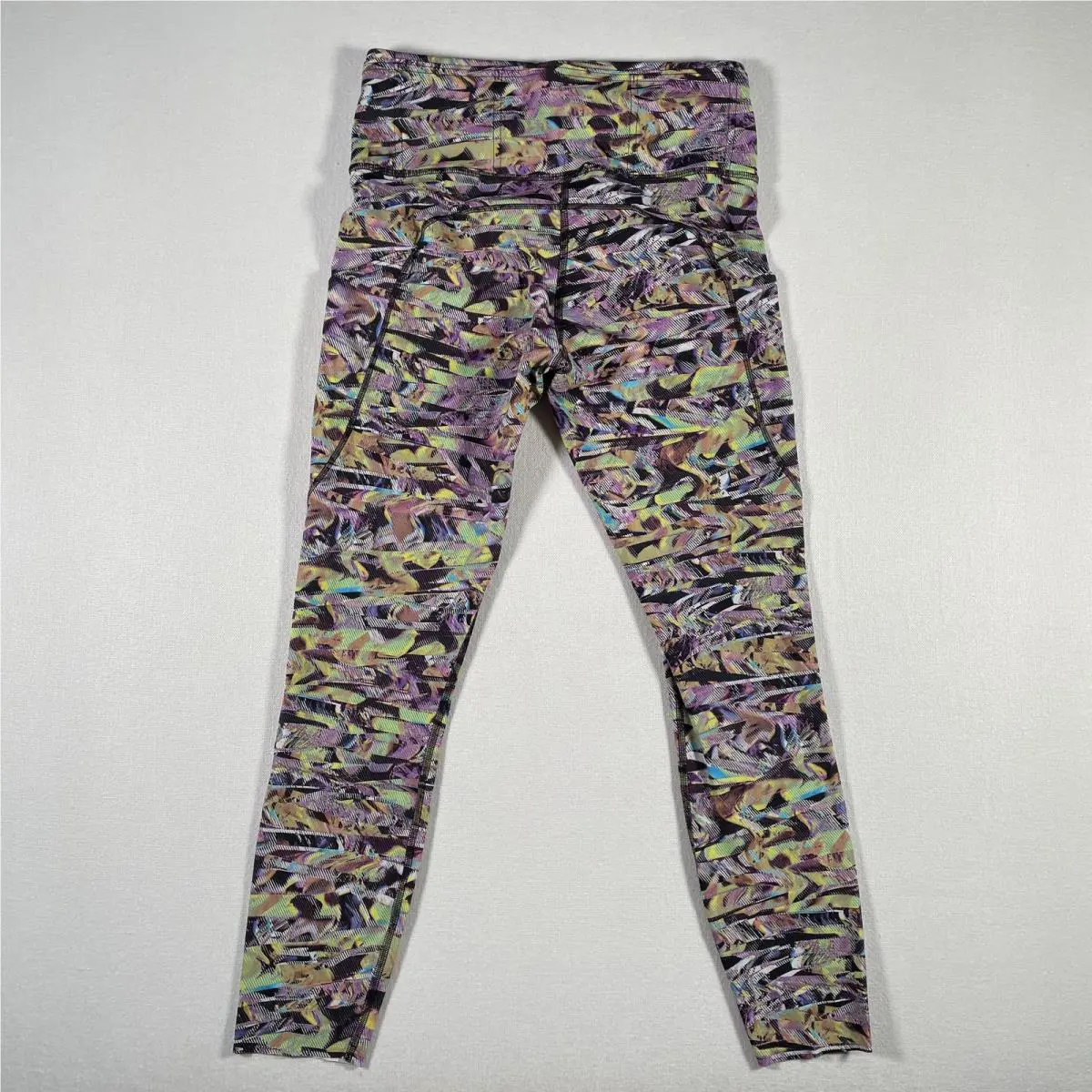 Lululemon clothing - Multicolor 17