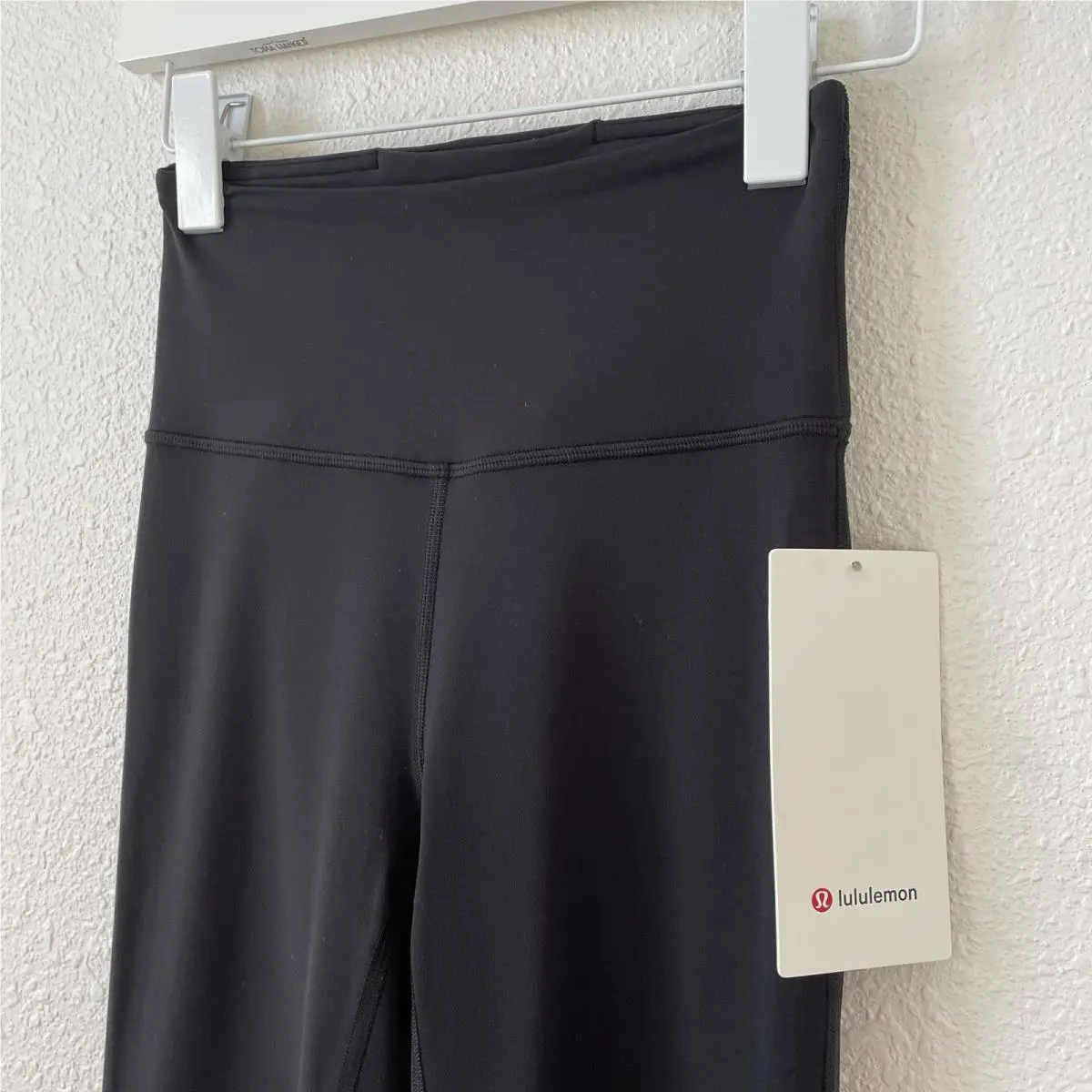 Lululemon clothing - Black 1