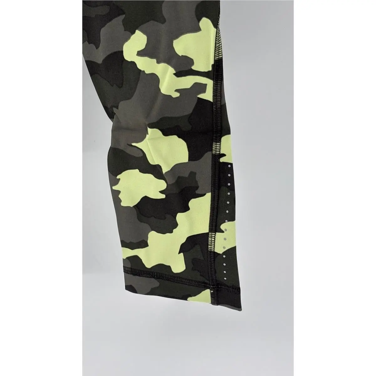 Lululemon clothing - Green 4