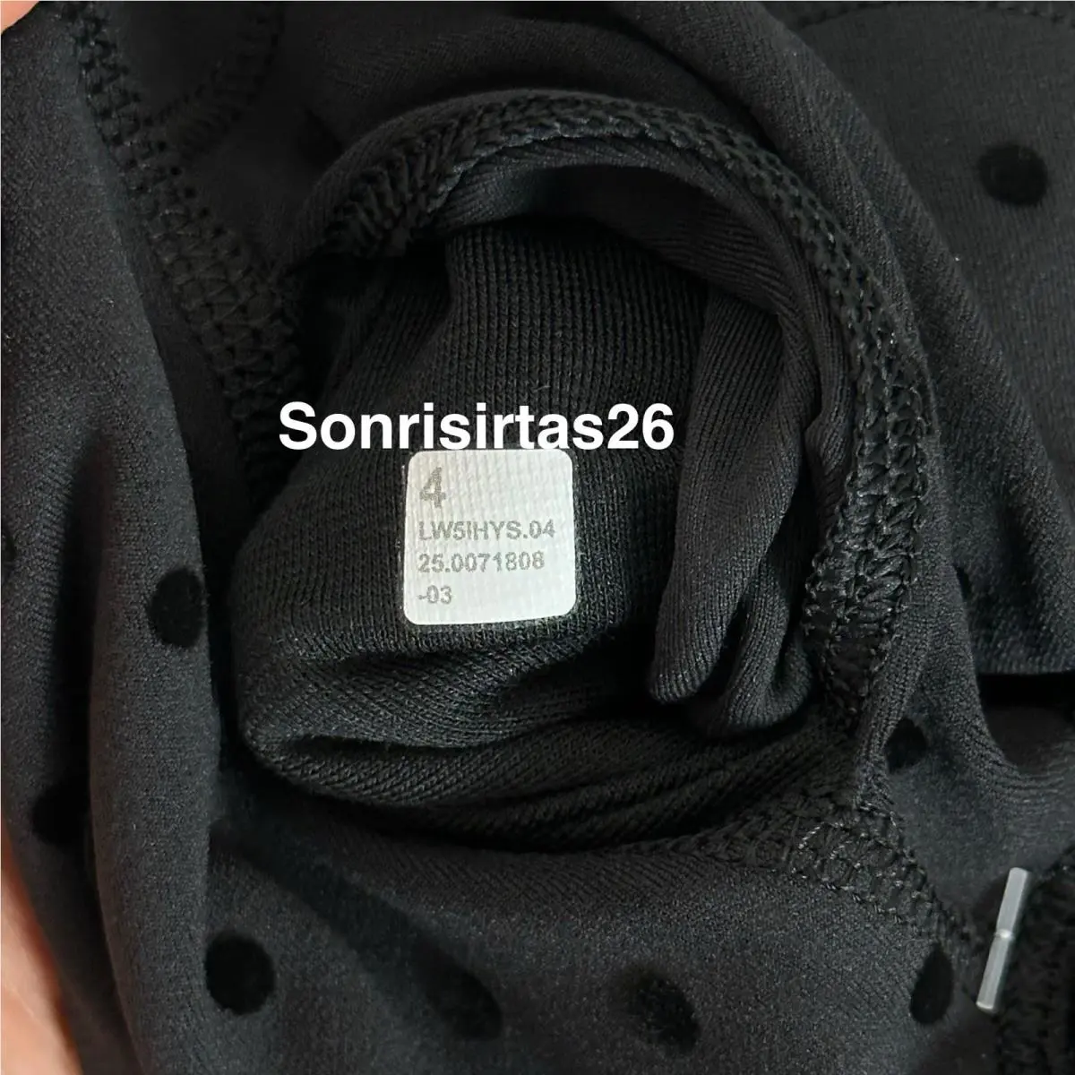 Lululemon clothing - Black 9
