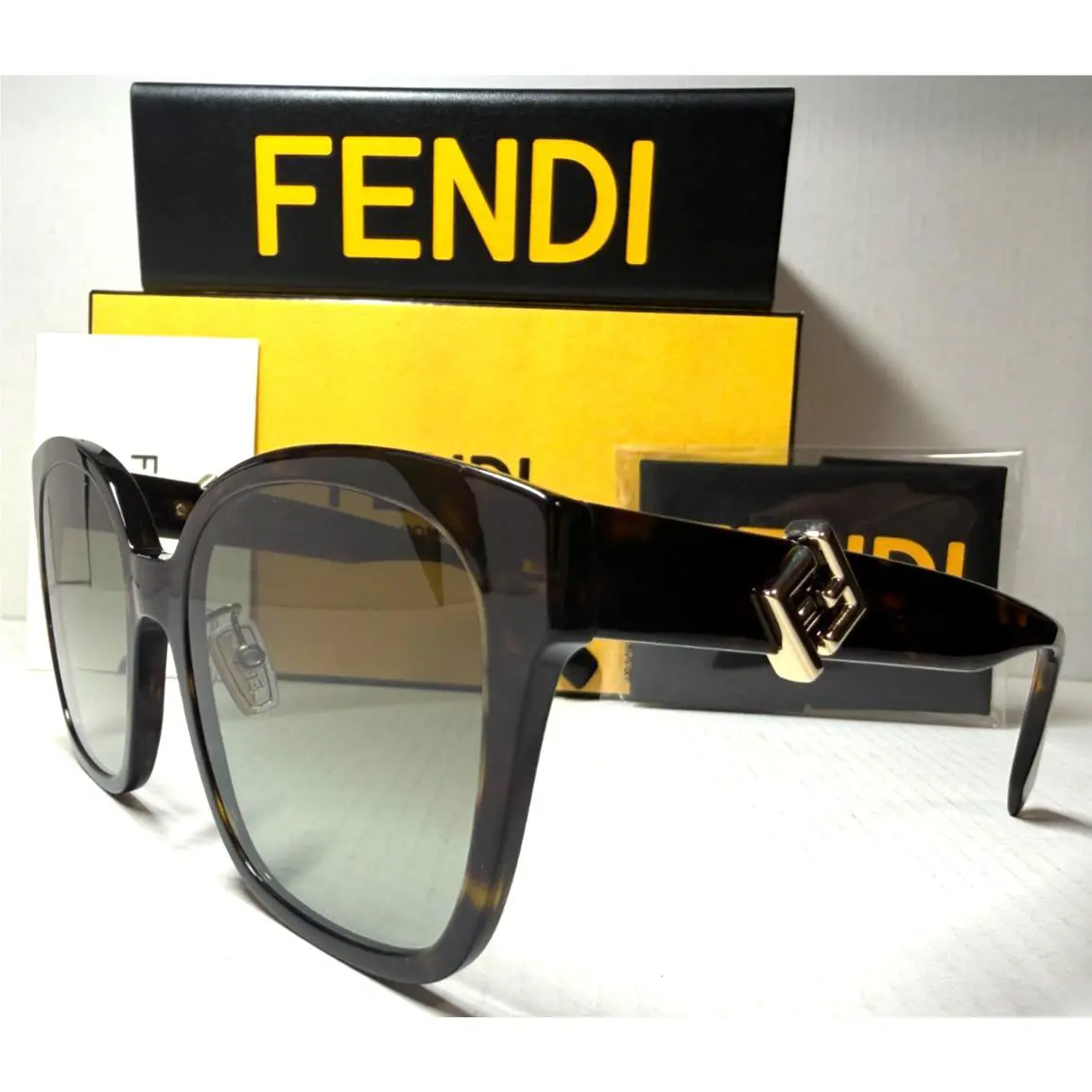 Fendi Diamonds FE40186I 52P Havana /brown Gradient Lens Authent Sunglasses 55-19