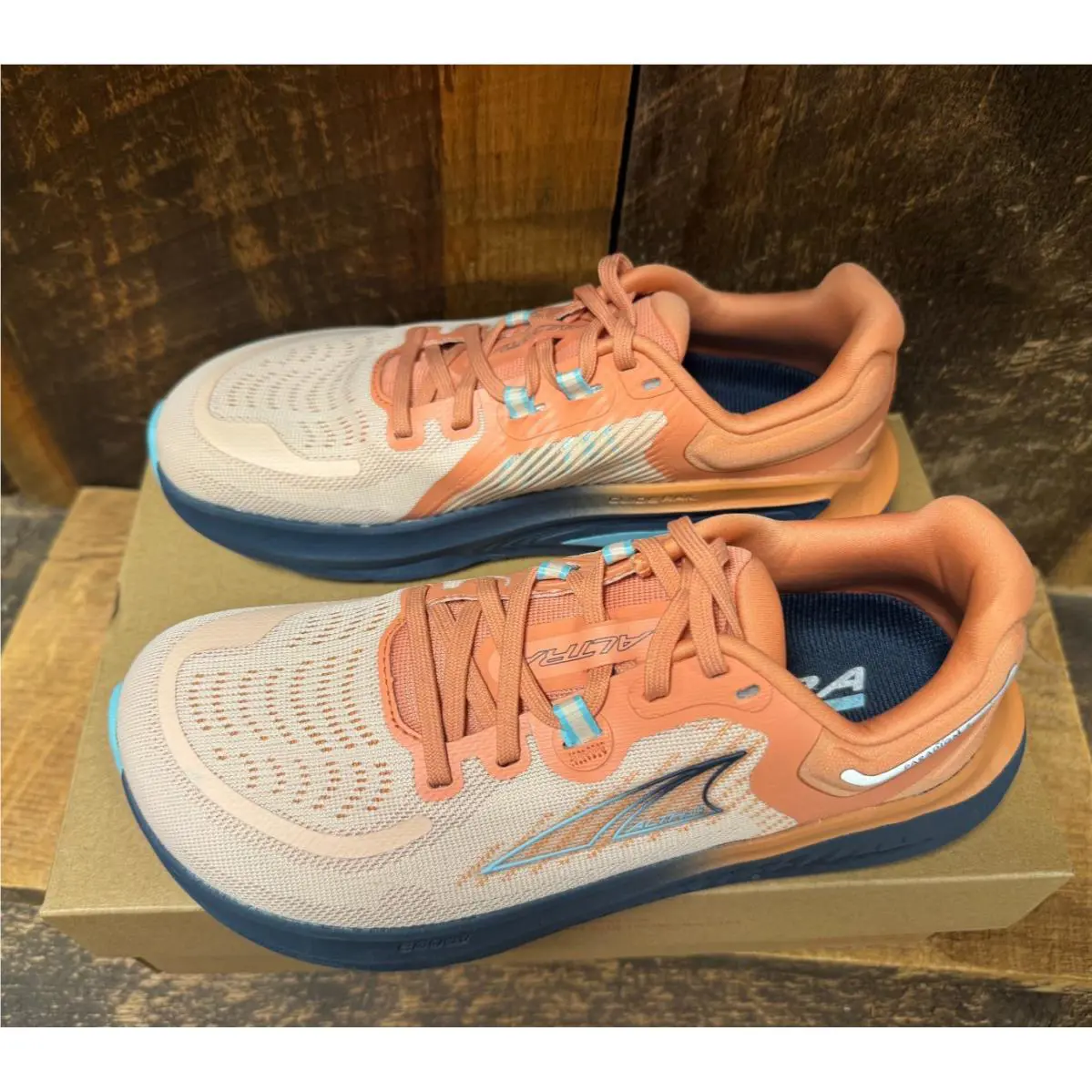 Altra shoes - Navy/Coral 2