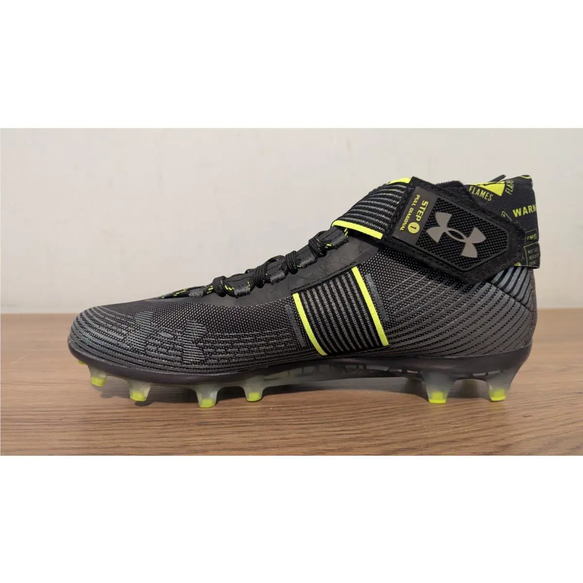 Under Armour shoes - Under Armour Highlight MC - Highlight - 3023716-004 - Black (UPC: 194514416577) 1