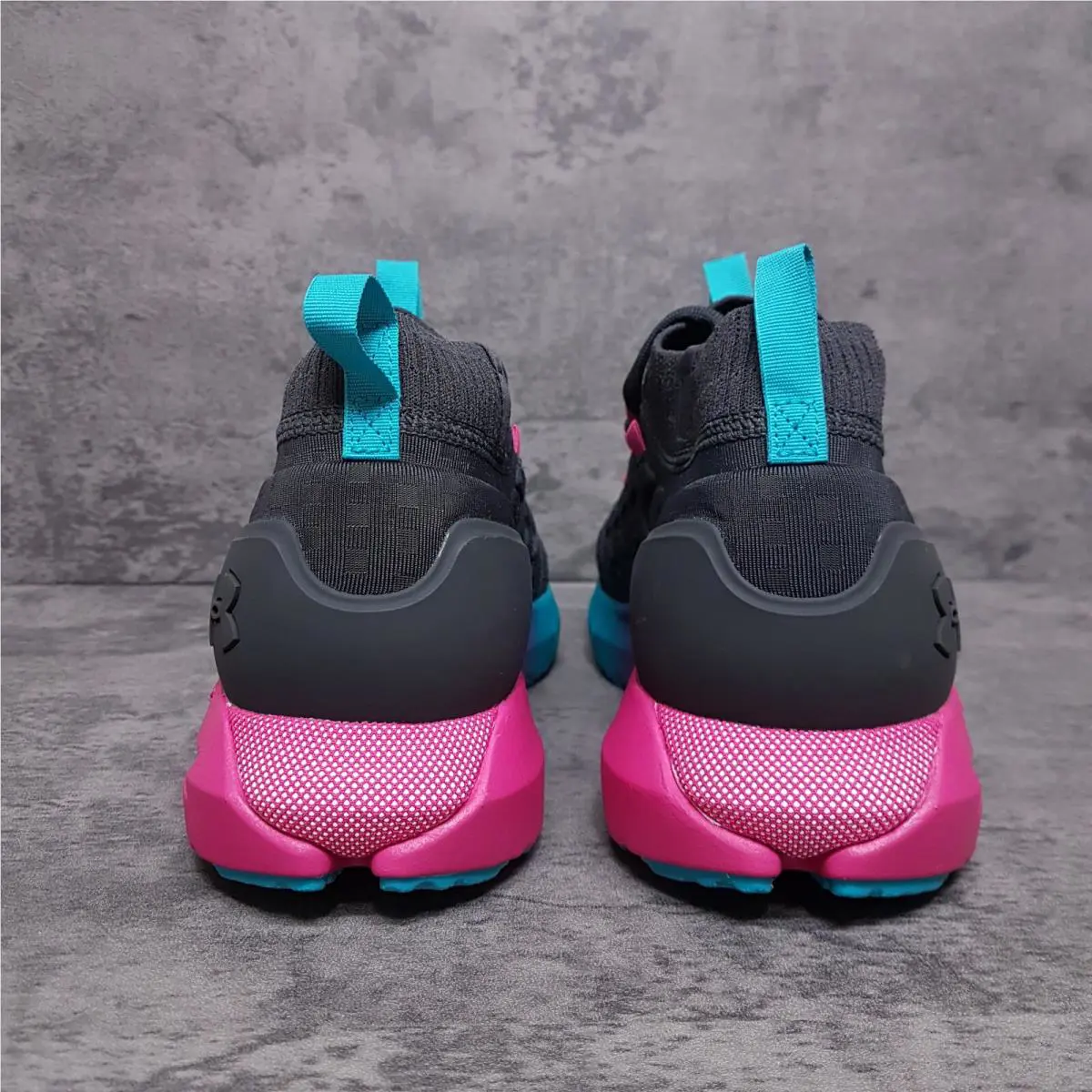Under Armour shoes - Under Armour HOVR Phantom 1 - 3028384-102 - Anthracite/Astro Pink/Circuit Teal 2