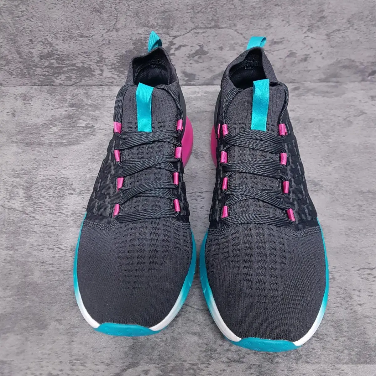 Under Armour shoes - Under Armour HOVR Phantom 1 - 3028384-102 - Anthracite/Astro Pink/Circuit Teal 1