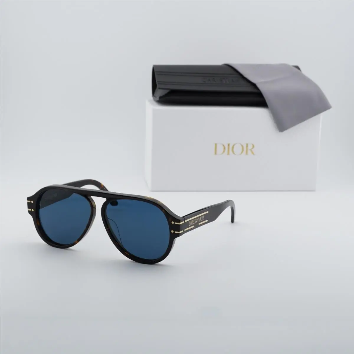 signature A1U 20B0 Dark Havana/blue 58-12-140 Sunglasses by Dior