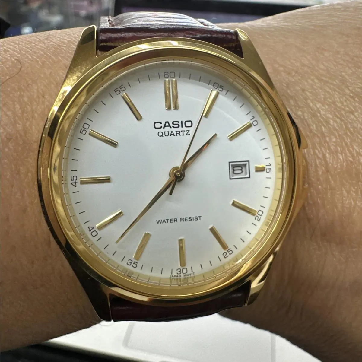 Casio Quartz White Dial Gold Tone Brown Leather Men`s Watch MTP-1183Q-7A