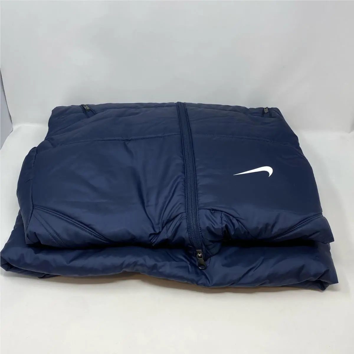 Nike clothing - Blue (UPC: 196976301415) 1