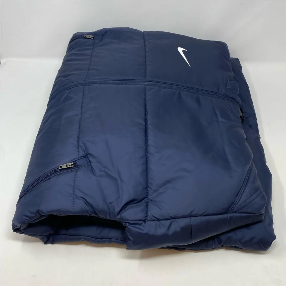 Nike clothing - Blue (UPC: 196976301415) 2