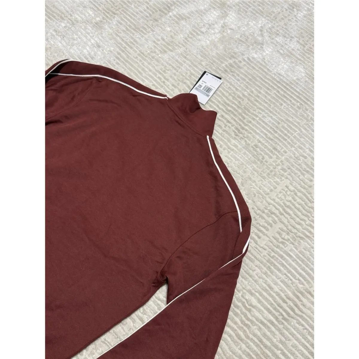 Nike clothing - Red 2
