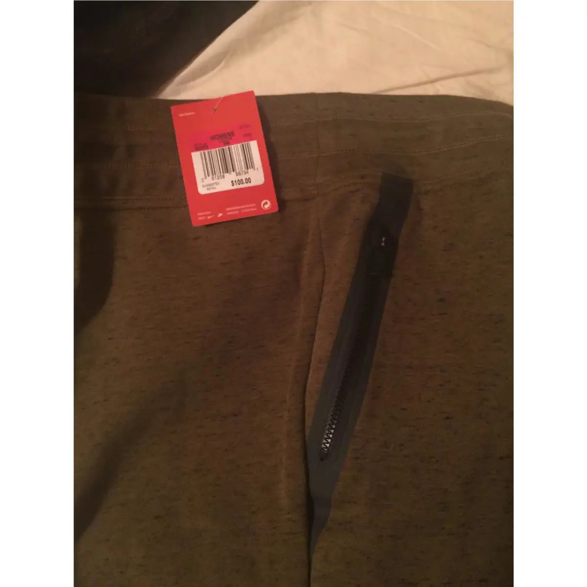 Nike clothing - Olive 8