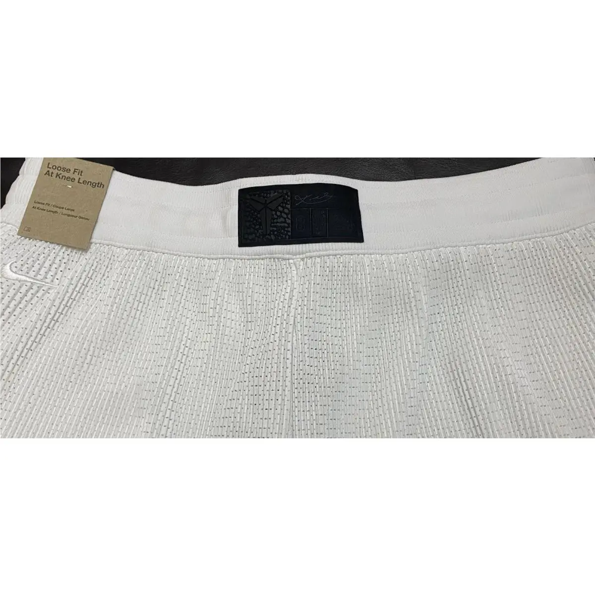Nike clothing - White (UPC: 197863751498) 8