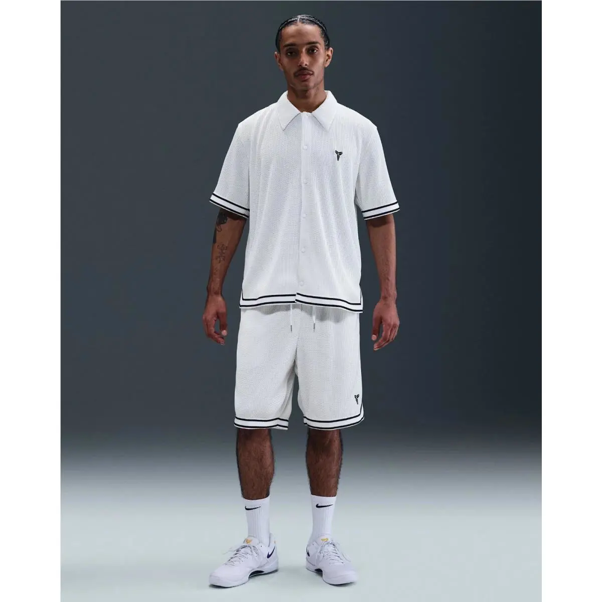 Nike clothing - White (UPC: 197863751498) 12