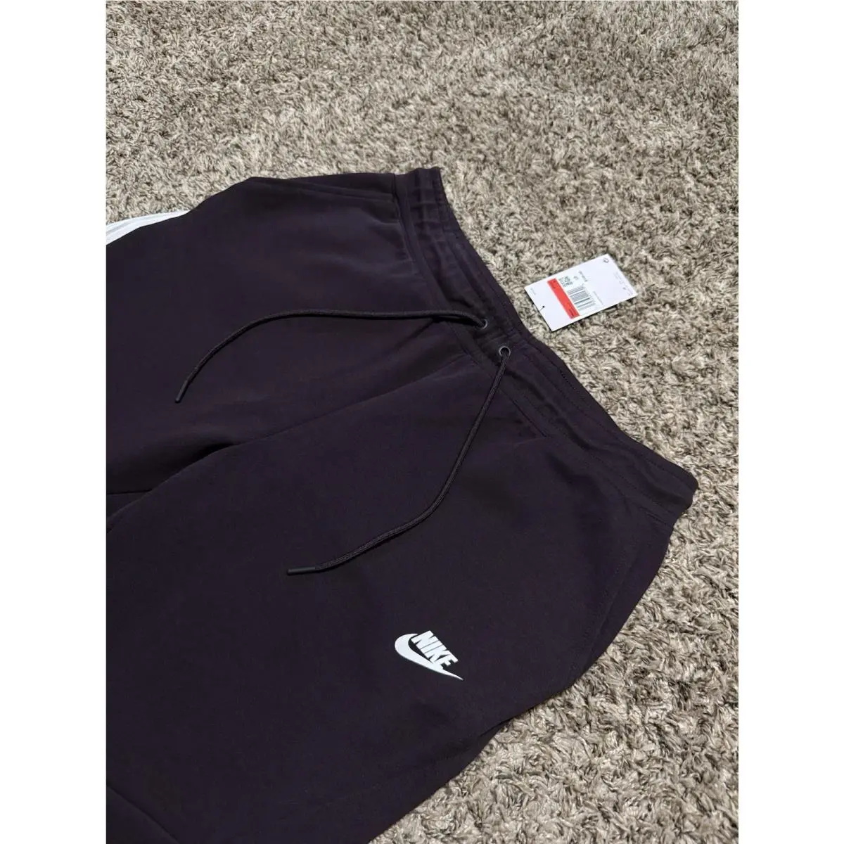 Nike clothing - HV0959011 - HV0959011 - Red (UPC: 0197602897333) 1