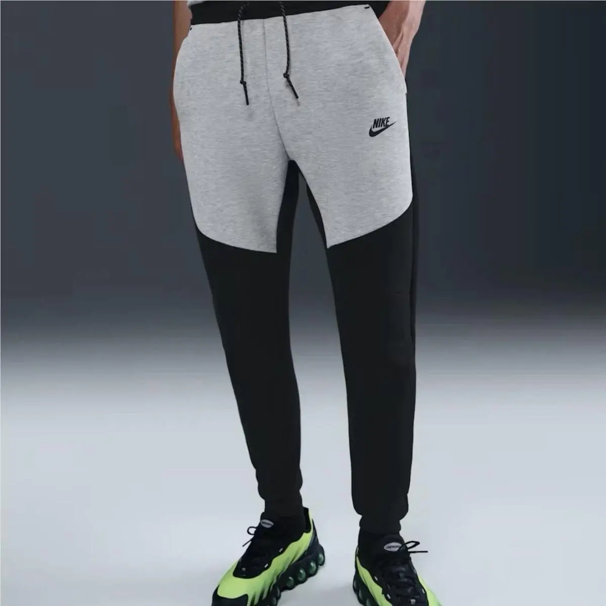 Nike Sportswear Tech Fleece Pants Joggers Black Gray HV0959-011 Men’s 2XL - Black/Gray