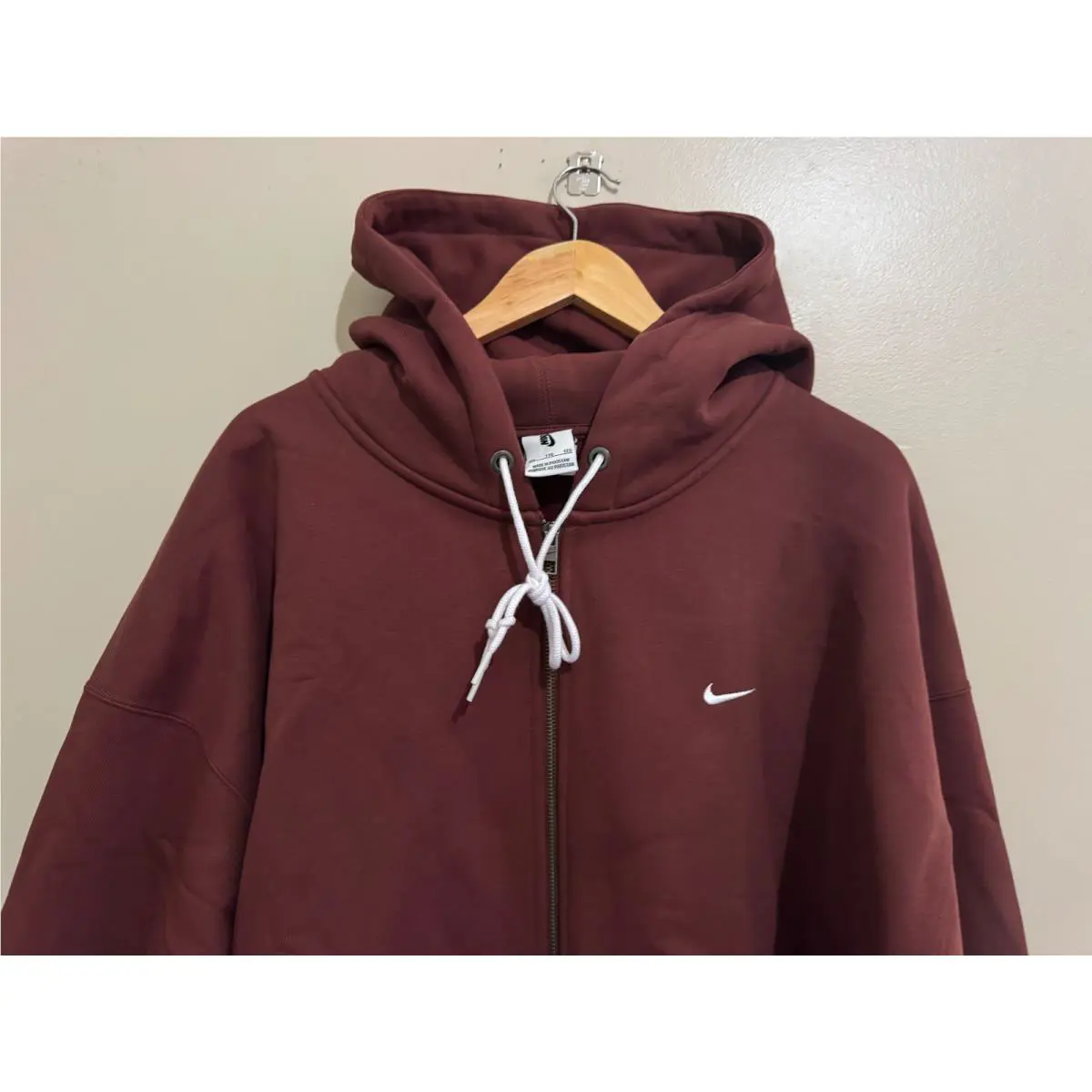 Nike clothing - DR0403-231 - DR0403-231 - Burgundy (UPC: 0197600287587) 0