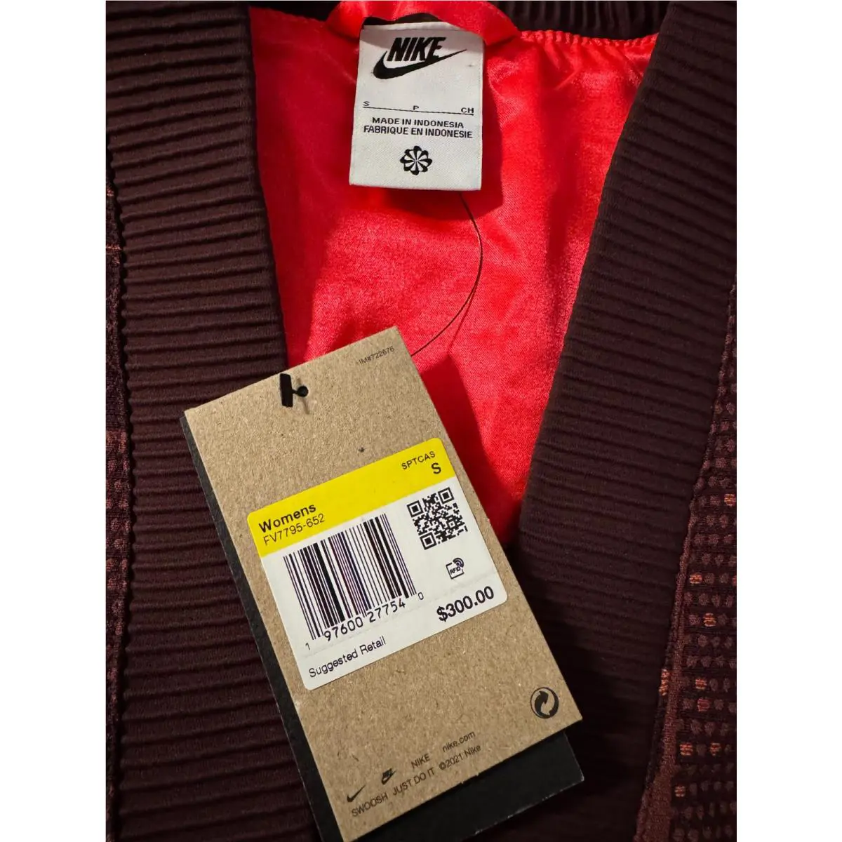 Nike clothing - Nike Naomi Osaka - Naomi Osaka - Red (UPC: 197600324947) 9