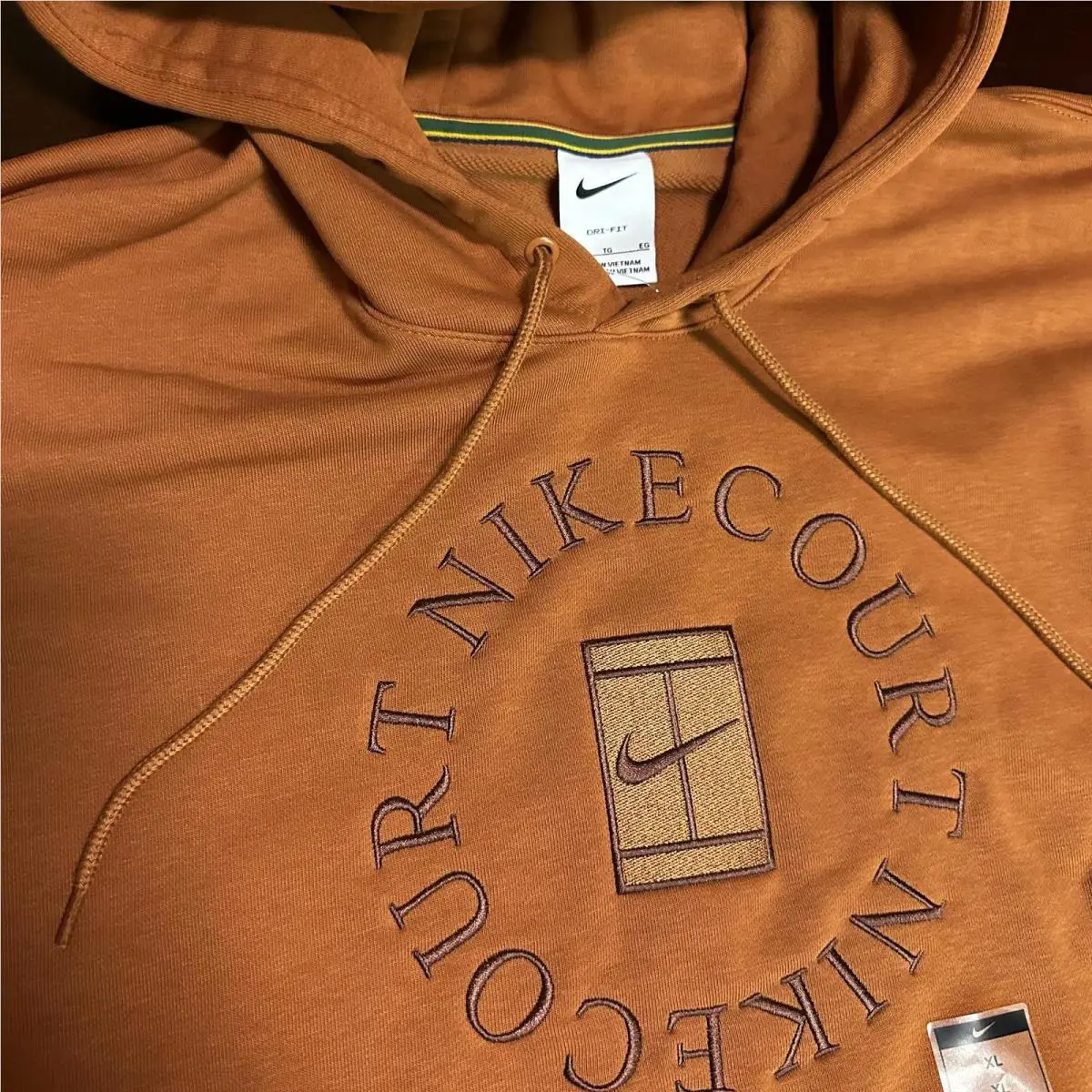 Nike clothing - NA - Brown 2