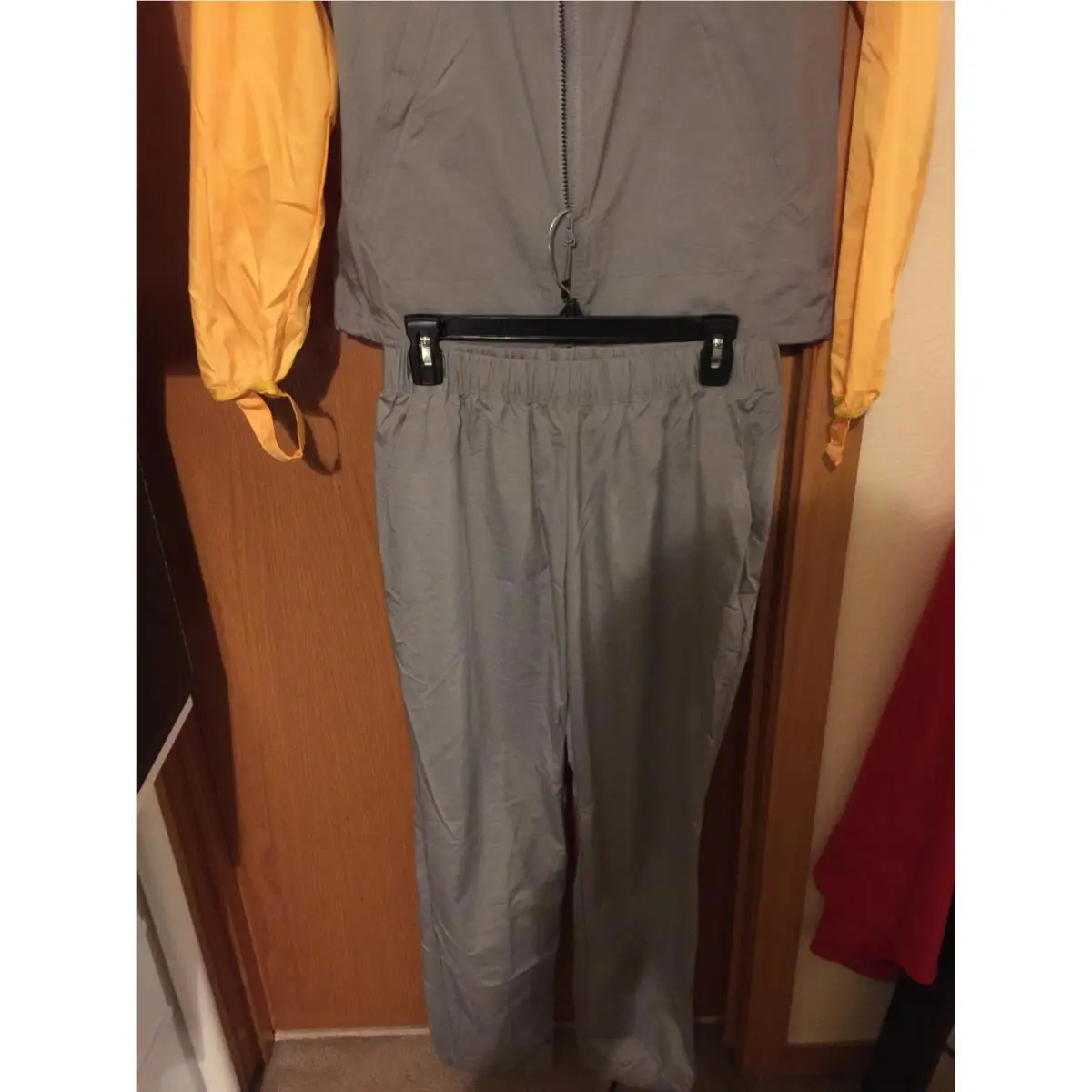 Nike clothing - Gray 1