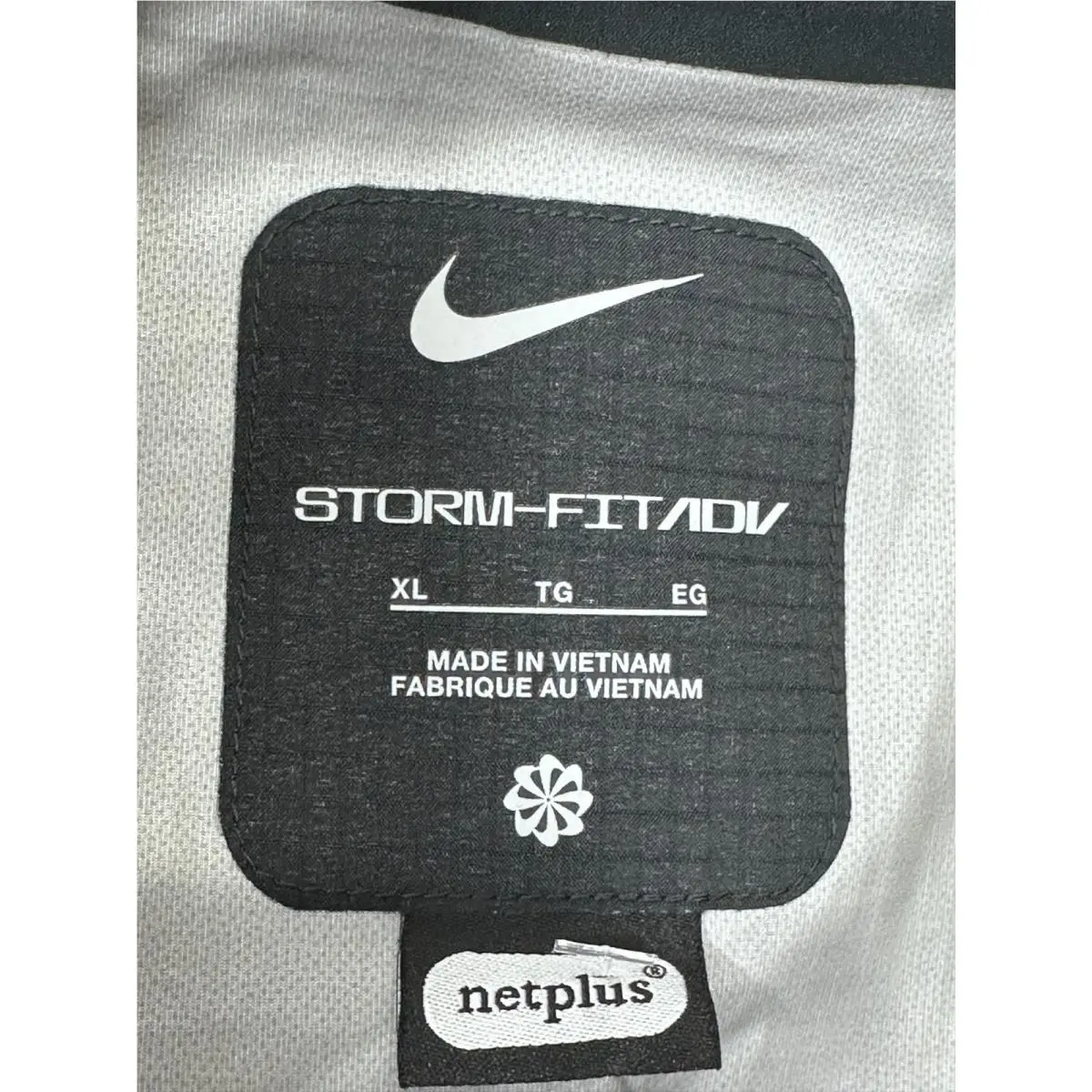 Nike clothing - Black (UPC: 197596905328) 7