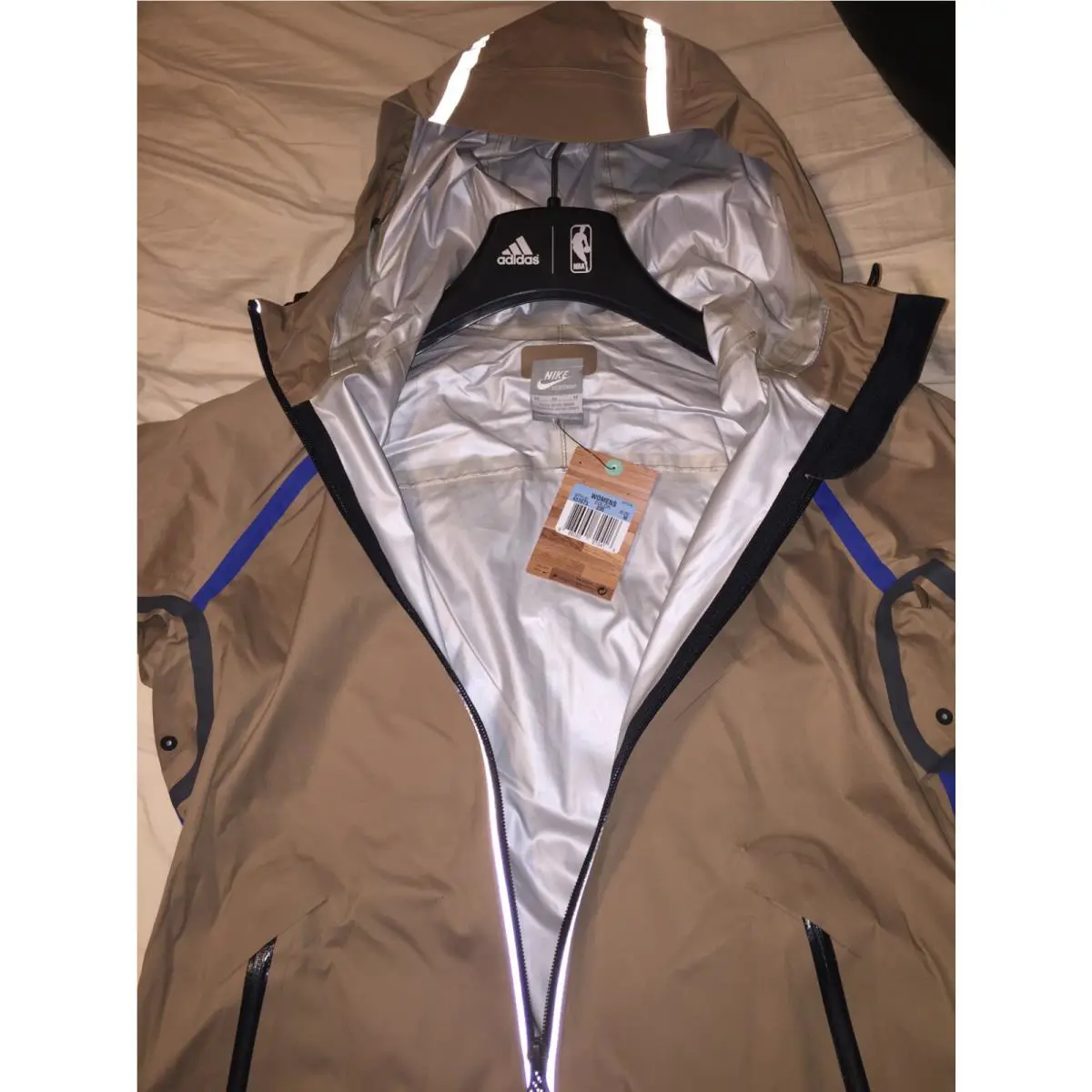 Nike clothing - Light Brown 3