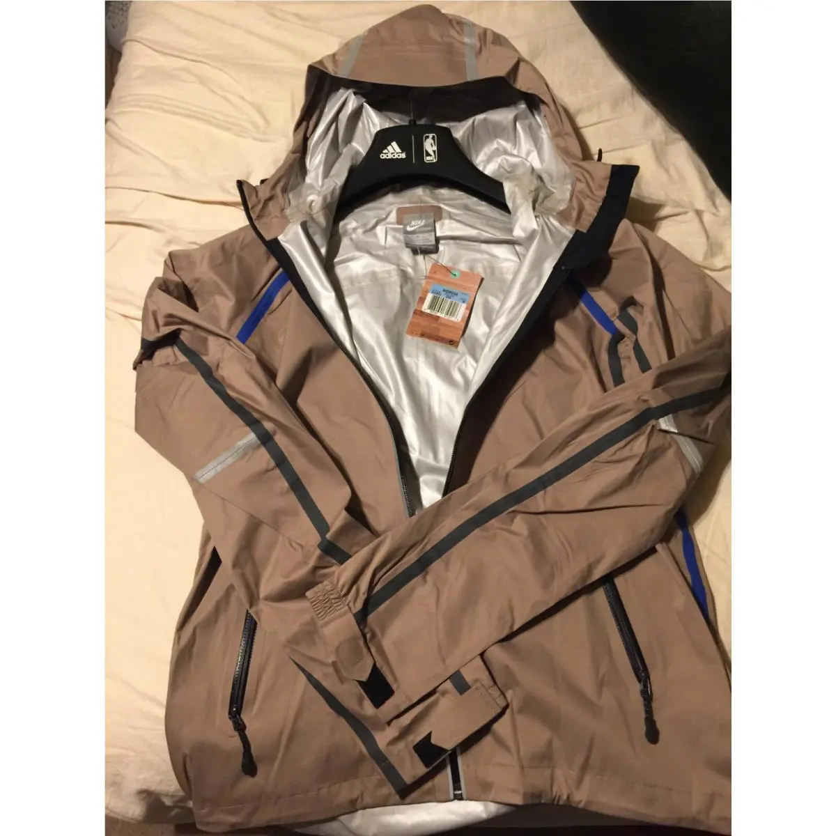 Nike clothing - Light Brown 4