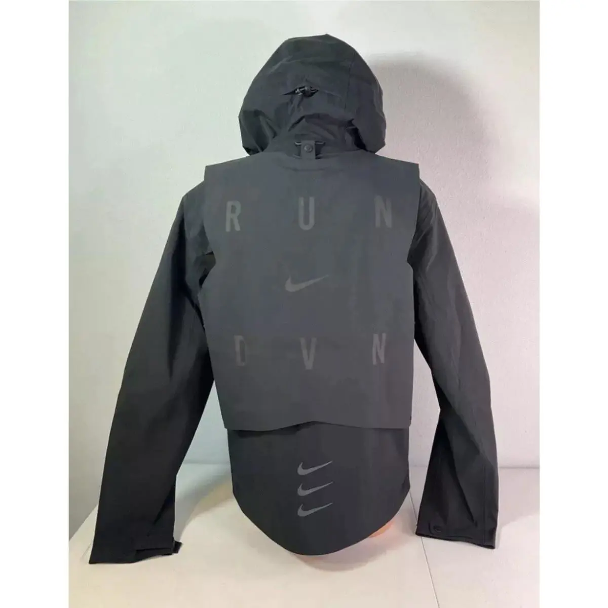 Nike clothing - Black (UPC: 0196150310936) 5