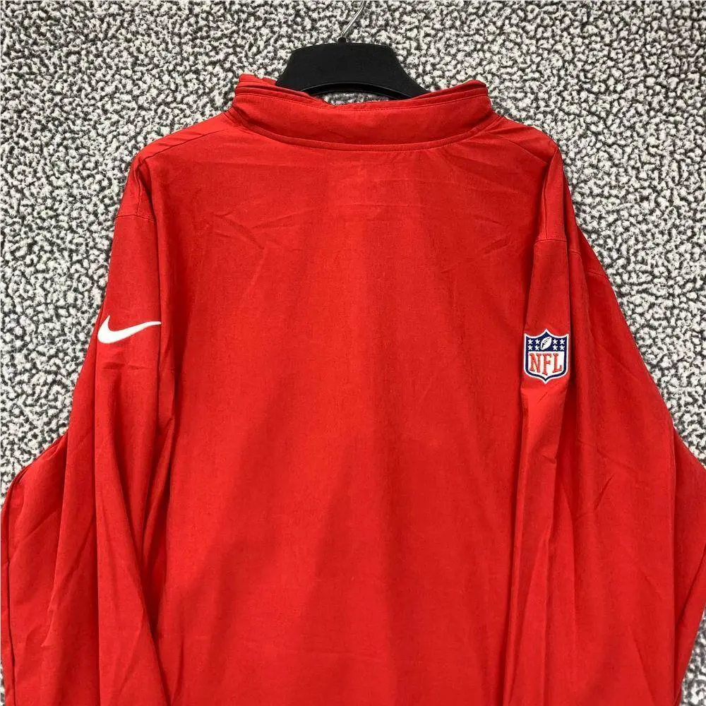Nike clothing - Red 8