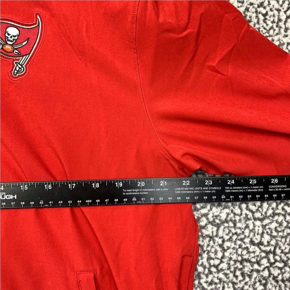 Nike clothing - Red 2