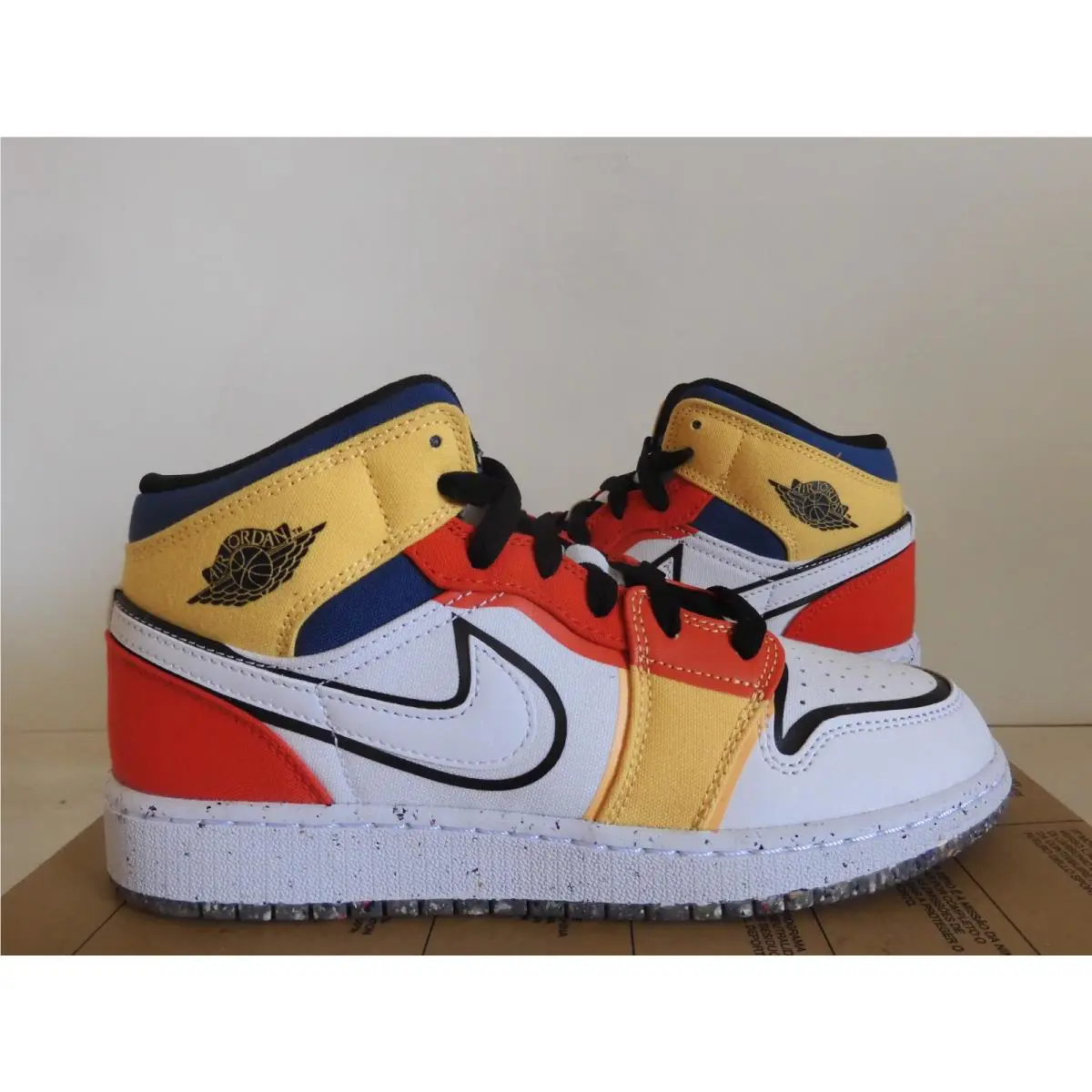 Nike shoes - Air Jordan 1 Mid SE - White (UPC: 196153745551) 0