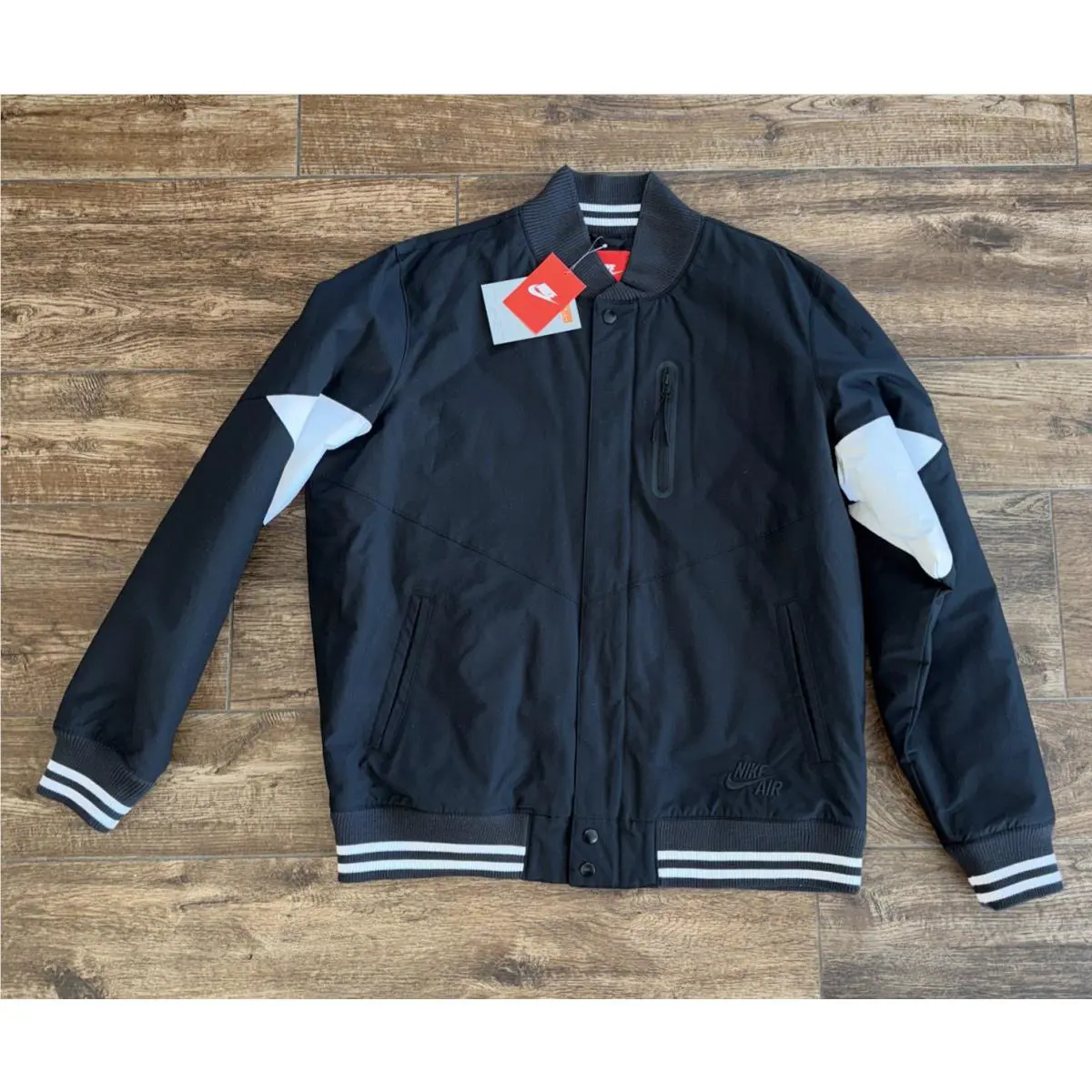 Nike clothing - Black (UPC: 666032757345) 0