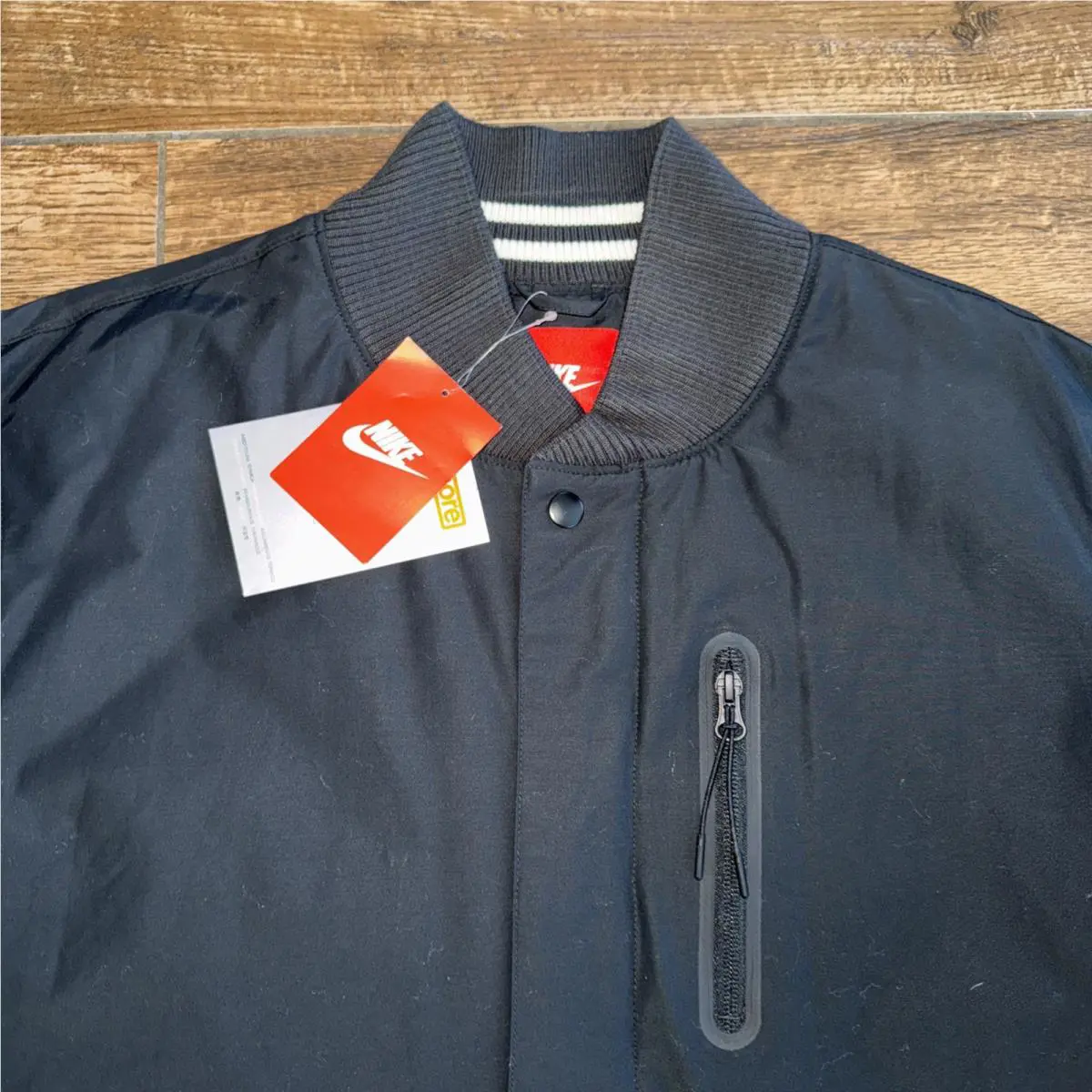 Nike clothing - Black (UPC: 666032757345) 1