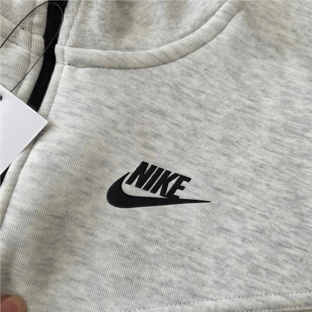 Nike clothing - Gray, Exterior: Multicolor 2