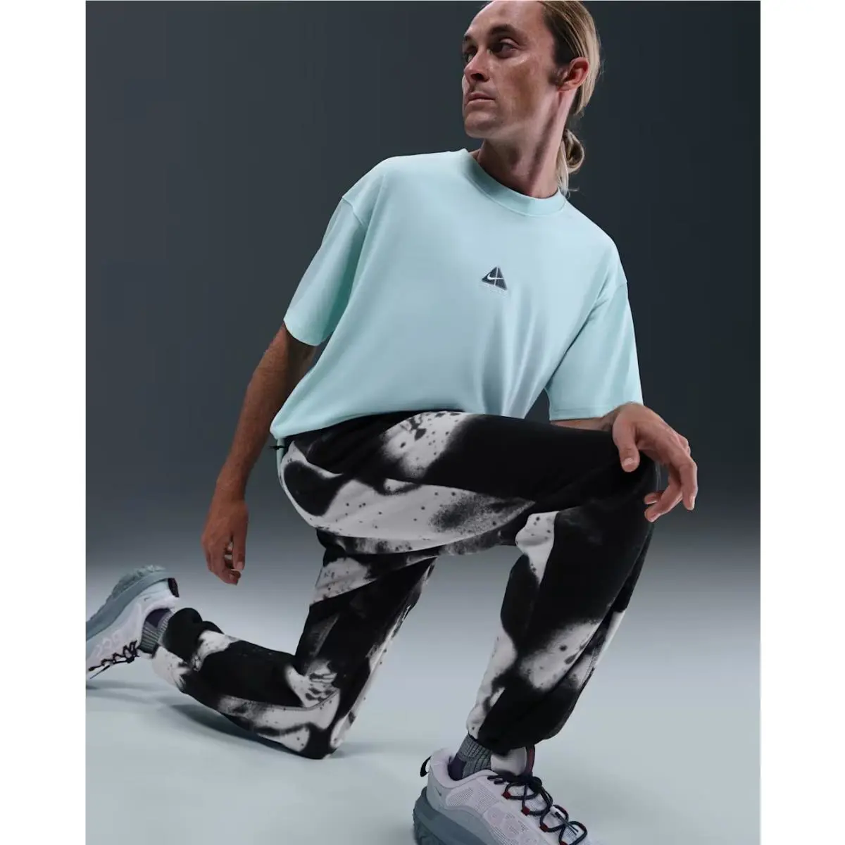 Nike clothing - IB3699-060 - IB3699-060 - Black (UPC: 198486773409) 2