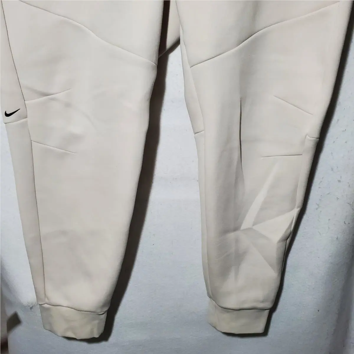 Nike clothing - White 1
