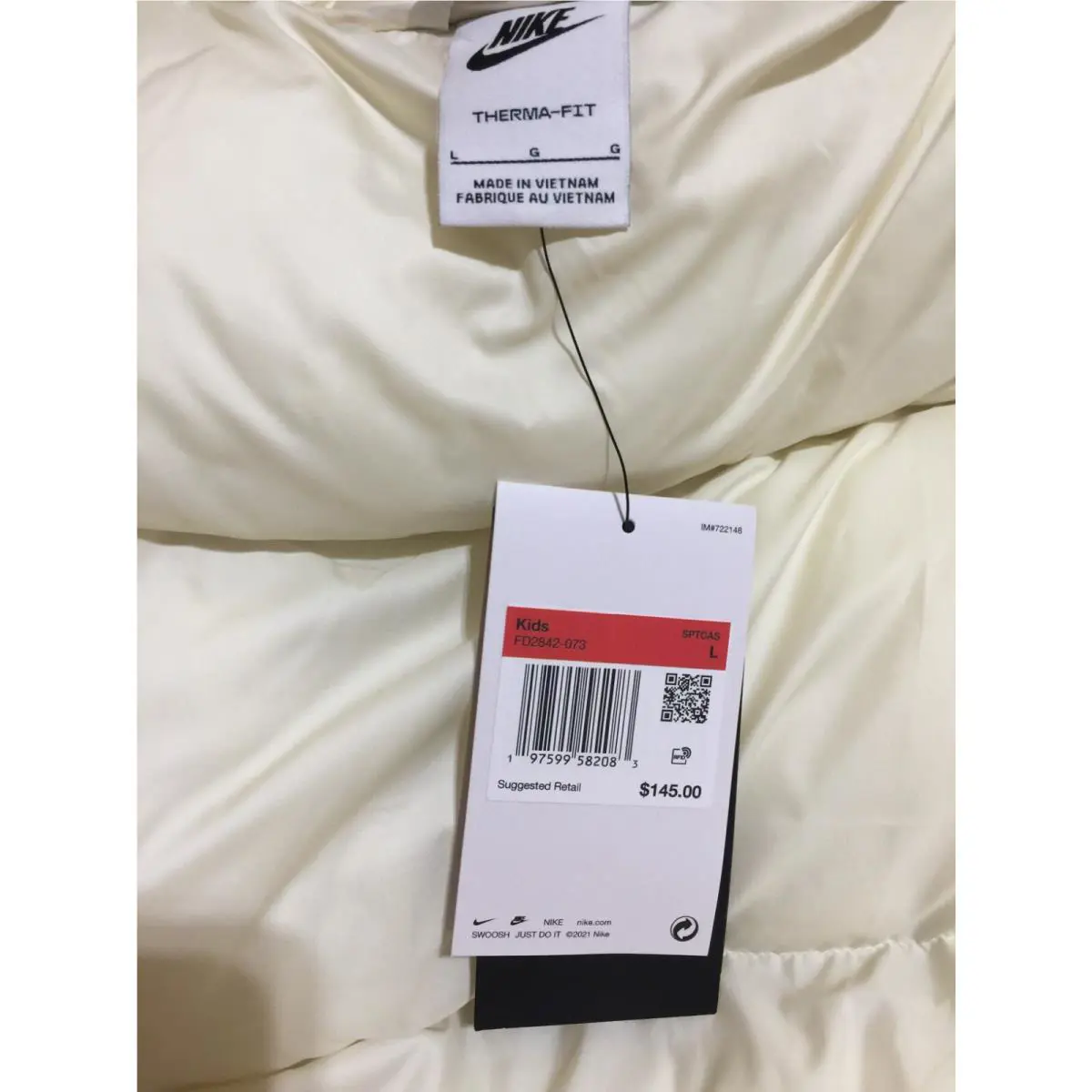 Nike clothing - Ivory 7