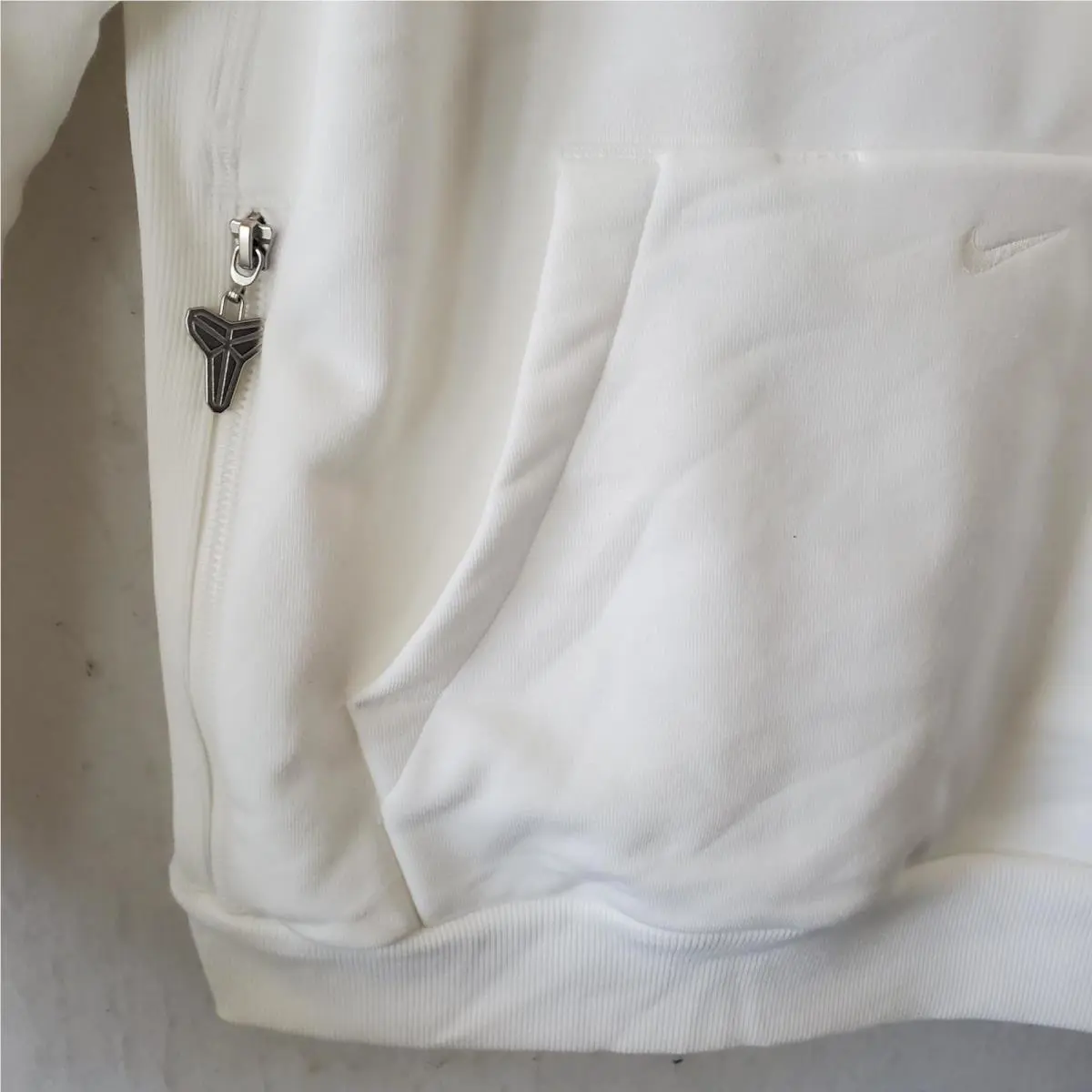 Nike clothing - White 4