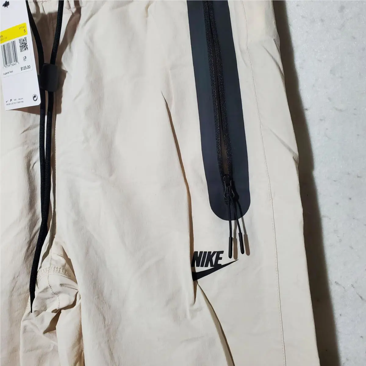 Nike clothing - Beige 3
