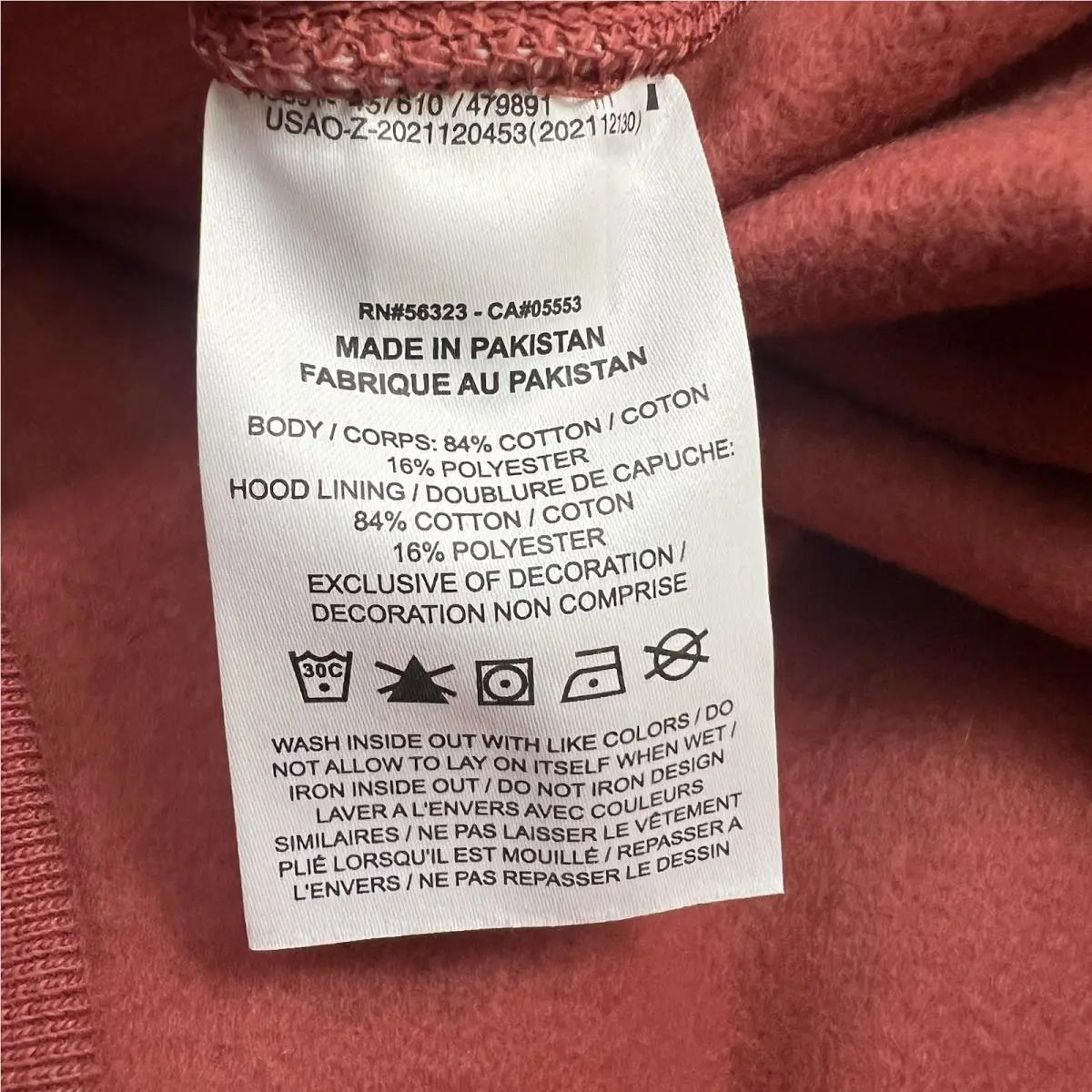 Nike clothing - Red (UPC: 196151928444) 3
