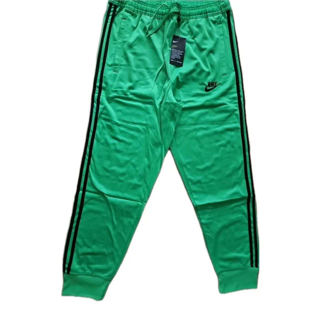 Nike clothing - Green, Black 3