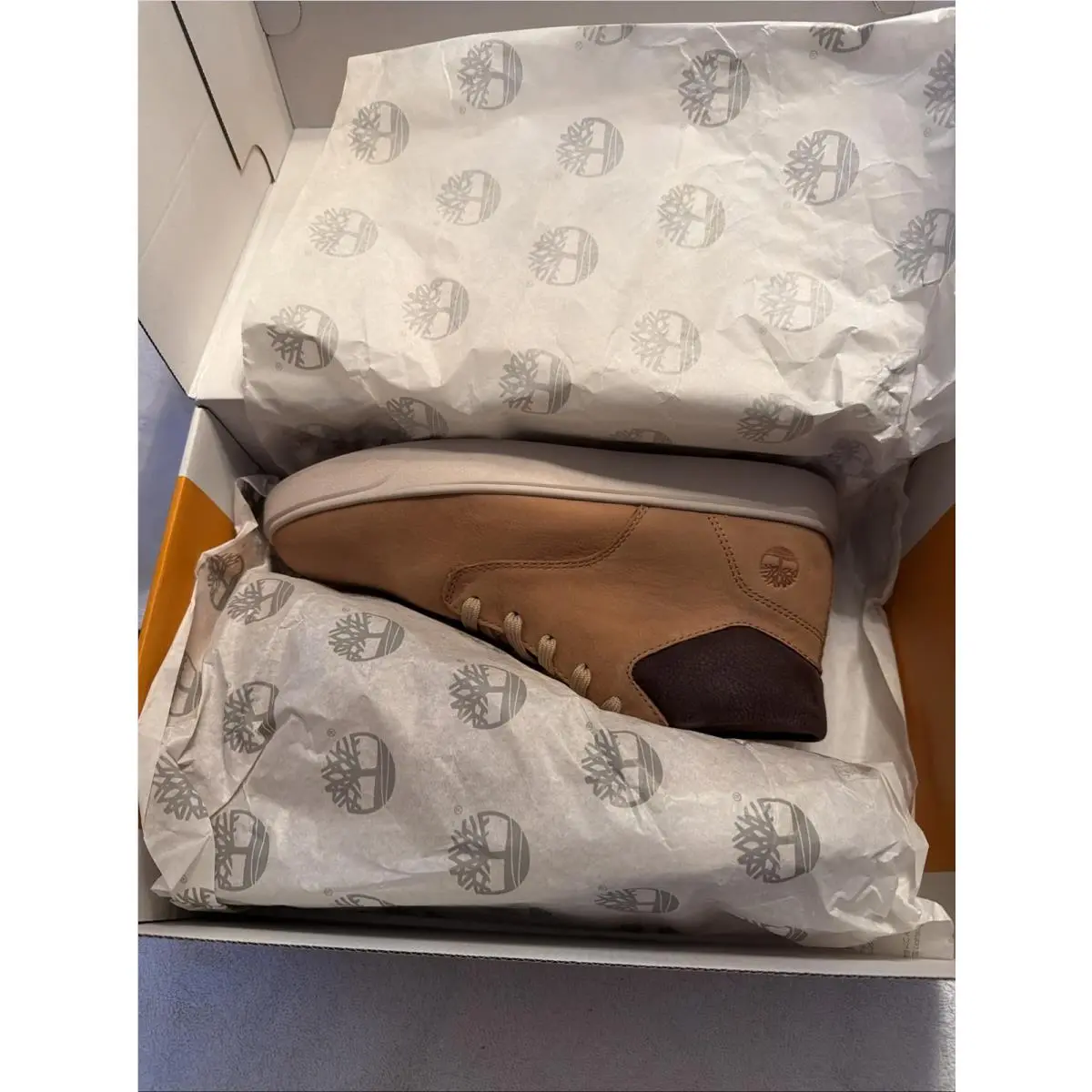 Timberland Emerson Street Mid Lace Sneaker Med Beige Nubuck Men’s Size 9.5