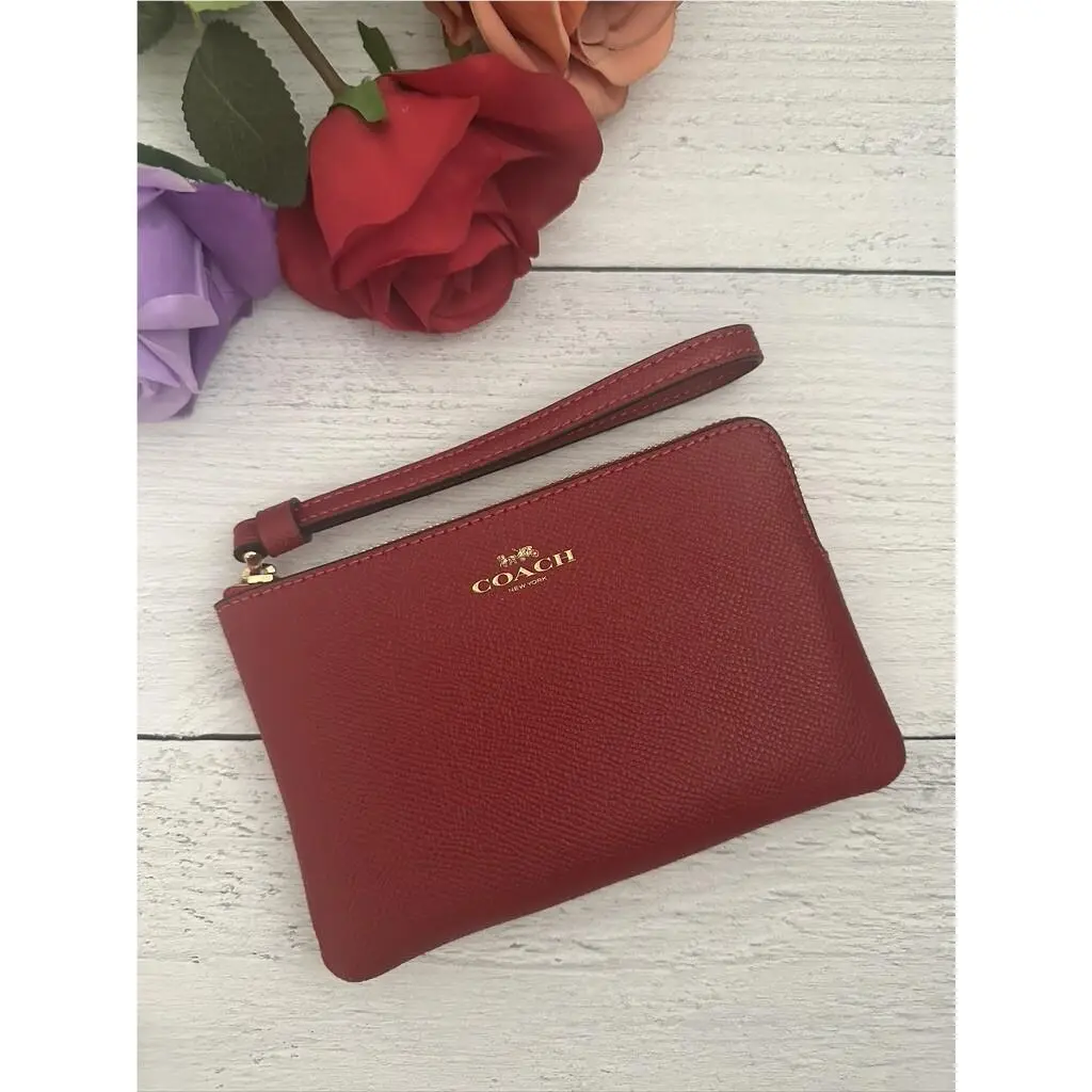 Women`s Small Corner Zip Wristlet Pouch Wallet Purse 1941 RED 58032 by Coach