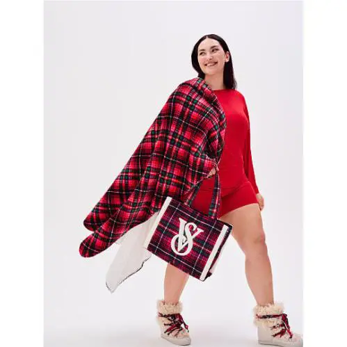 Victoria`s Secret Gift Set Plush Blanket+bag Green Red Black Plaid Christmas