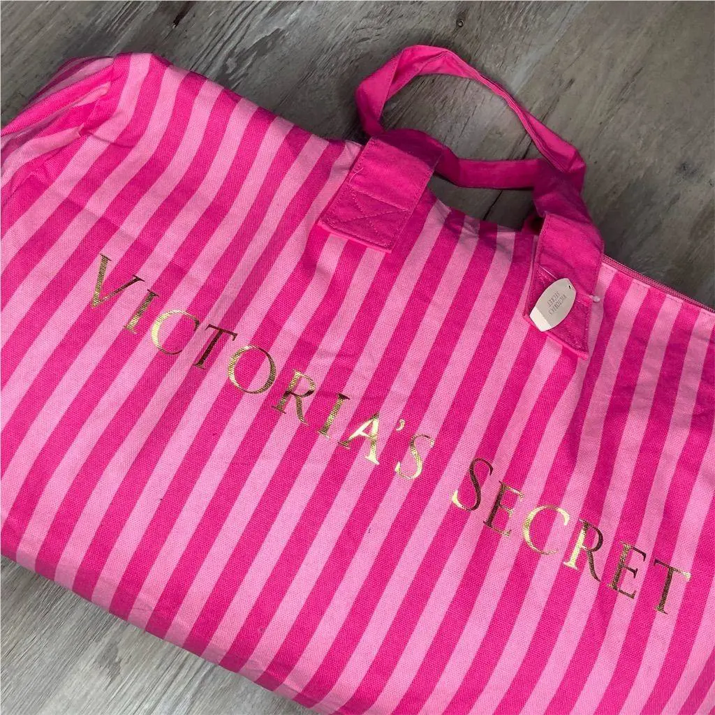 Victoria`s Secret Pink Iconic Weekender Vintage 2011 Duffle Bag Travel 22