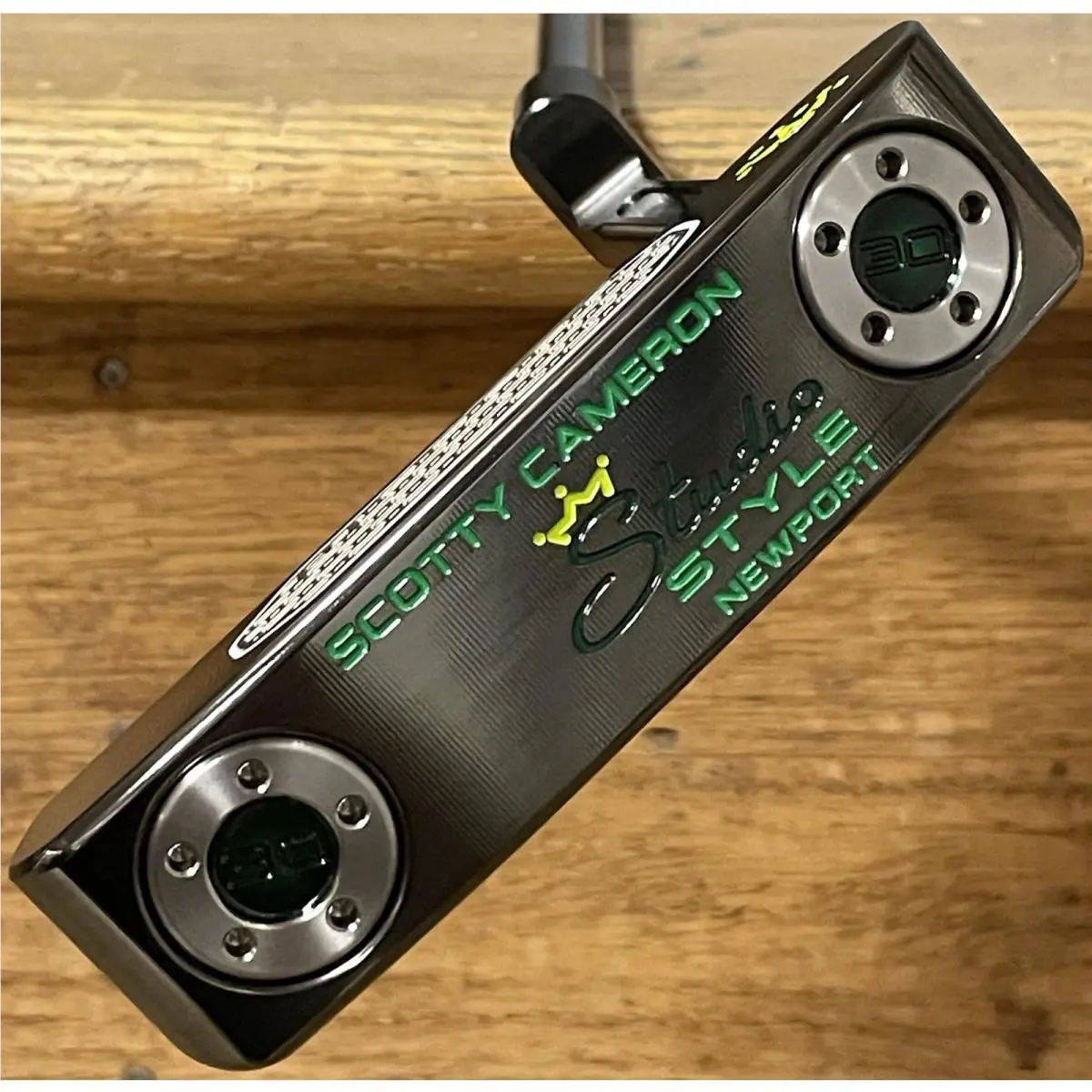 Scott  - Studio Style Newport - 2026 - SCS - Xtreme Dark Finish - DLC - Green, Lie Angle: Black 2