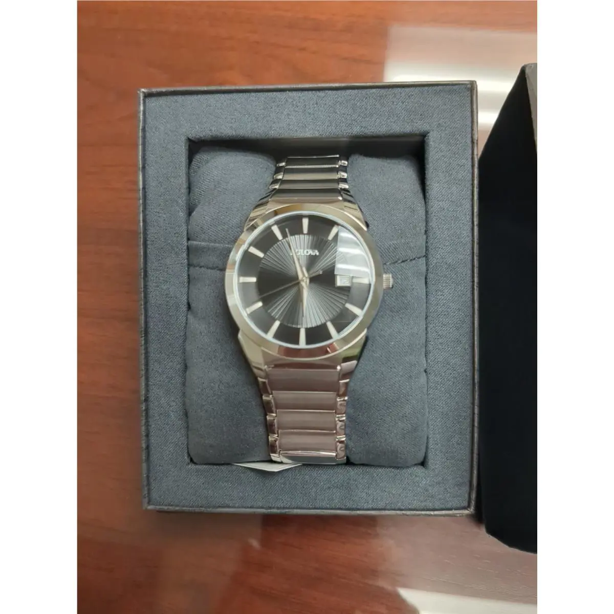 Bulova Watch . Retail Price Never Worn Elegant Classic Style