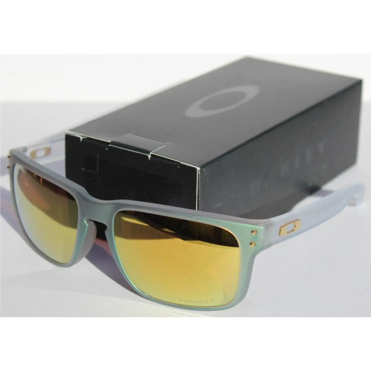 Holbrook Polarized Sunglasses Jade Opaline/prizm 24K OO9102-Y0 Rare by Oakley
