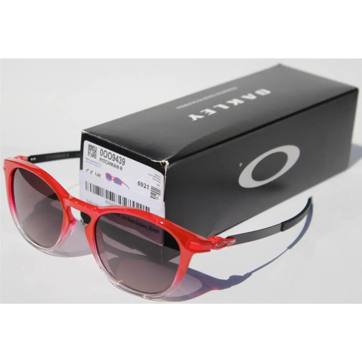 Pitchman R Sunglasses Red/prizm Black Fade OO9439-17 Fabio Quartararo by Oakley
