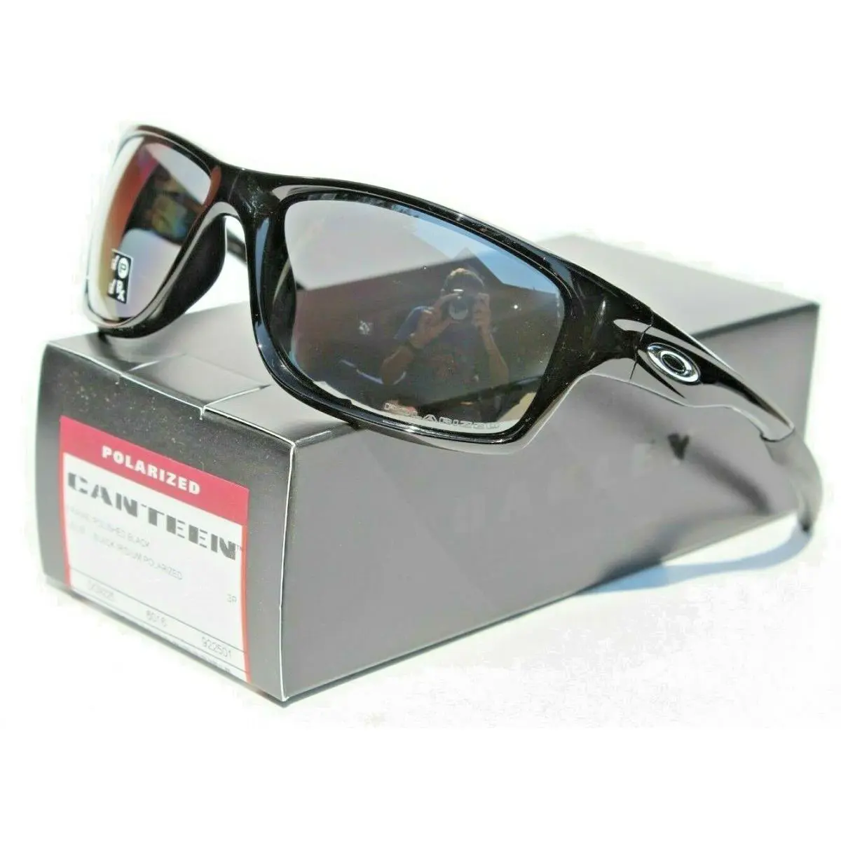 Canteen Polarized Sunglasses Polished Black/black Iridium OO9225-01 by Oakley
